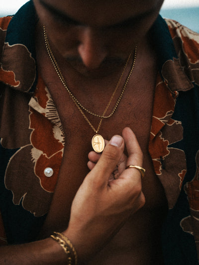GOLD NECKLACES